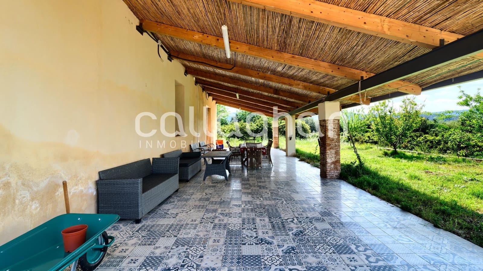 Chalet de 4 habitaciones en Alzira en venta con piscina garaje - 900.000 € (Ref: 9474301)