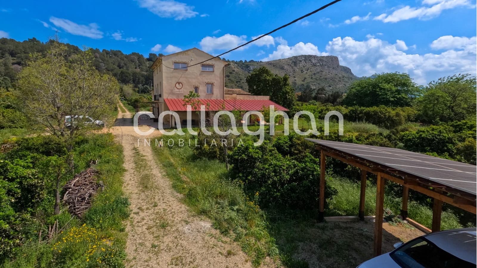 Chalet de 4 habitaciones en Alzira en venta con piscina garaje - 900.000 € (Ref: 9474301)