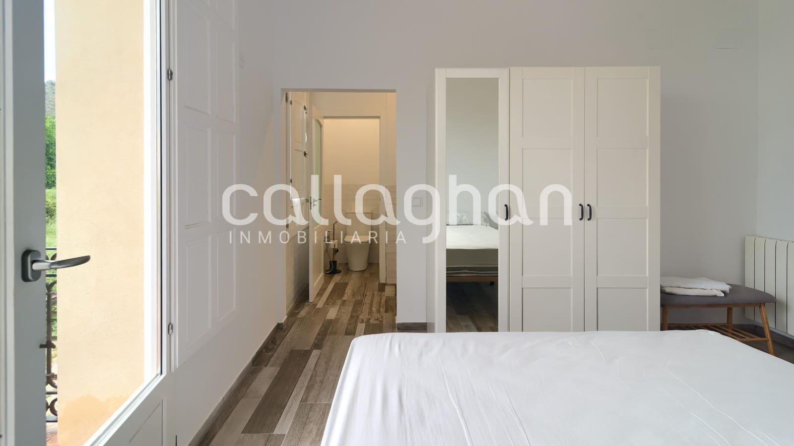 Chalet de 4 habitaciones en Alzira en venta con piscina garaje - 900.000 € (Ref: 9474301)