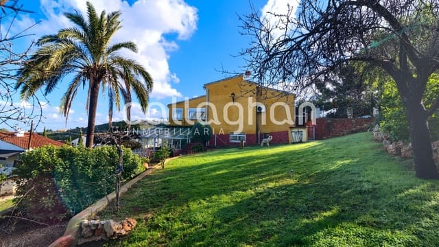 5 soverom Villa til salgs i Chiva med svømmebasseng garasje - € 410 000 (Ref: 9491623)