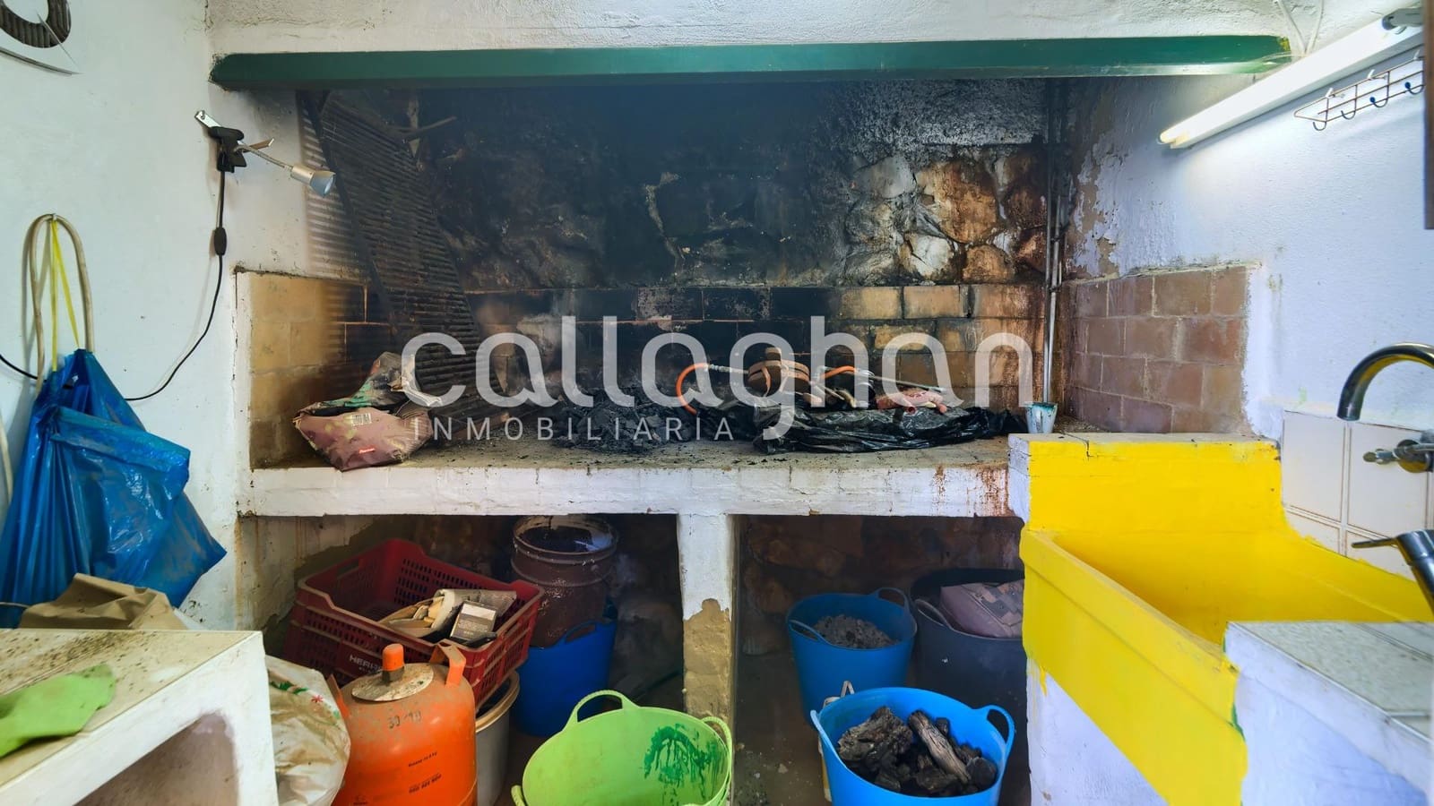 5 soverom Villa til salgs i Chiva med svømmebasseng garasje - € 410 000 (Ref: 9491623)