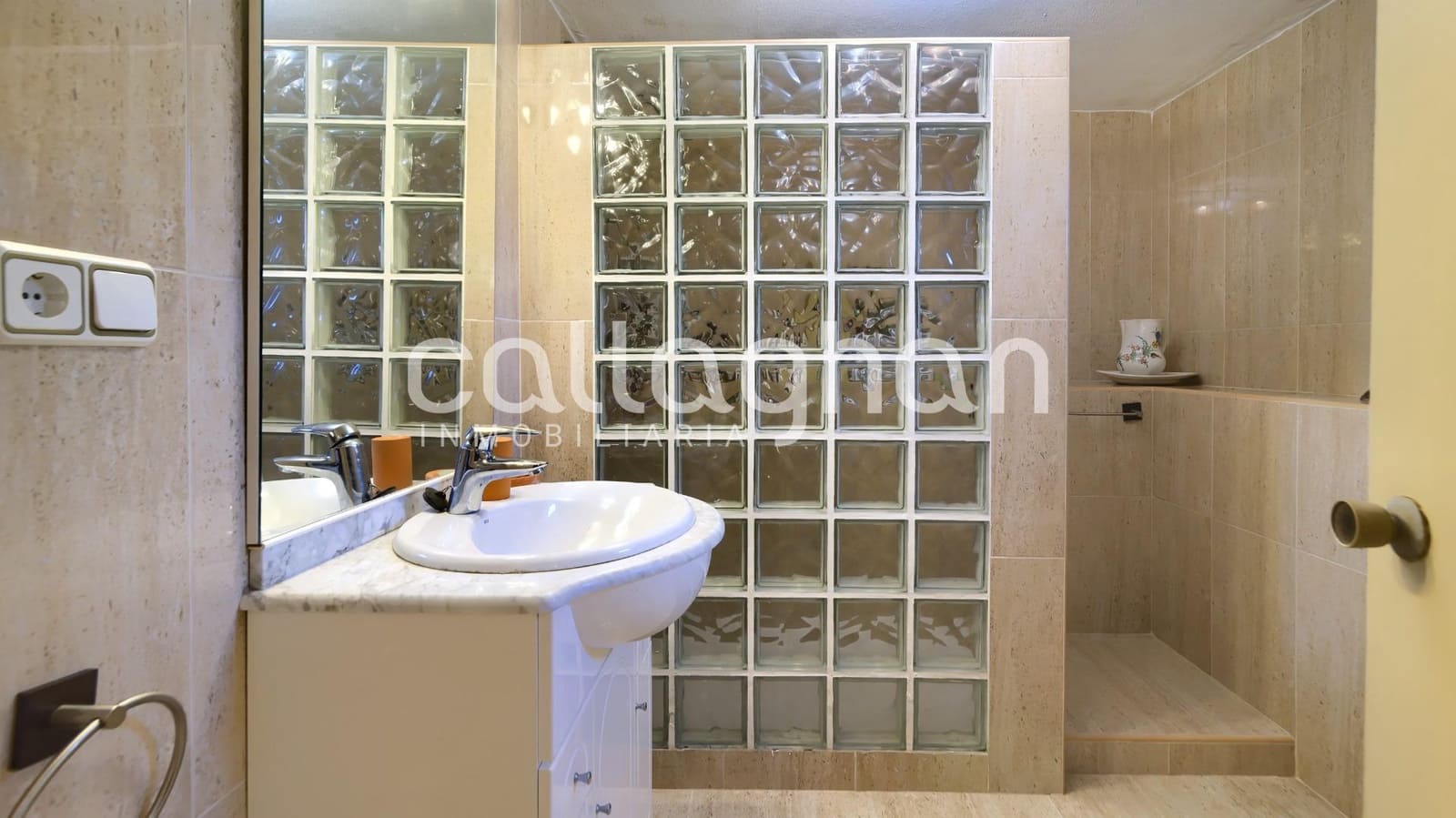 5 quarto Moradia para venda em Chiva com piscina garagem - 375 000 € (Ref: 9491623)