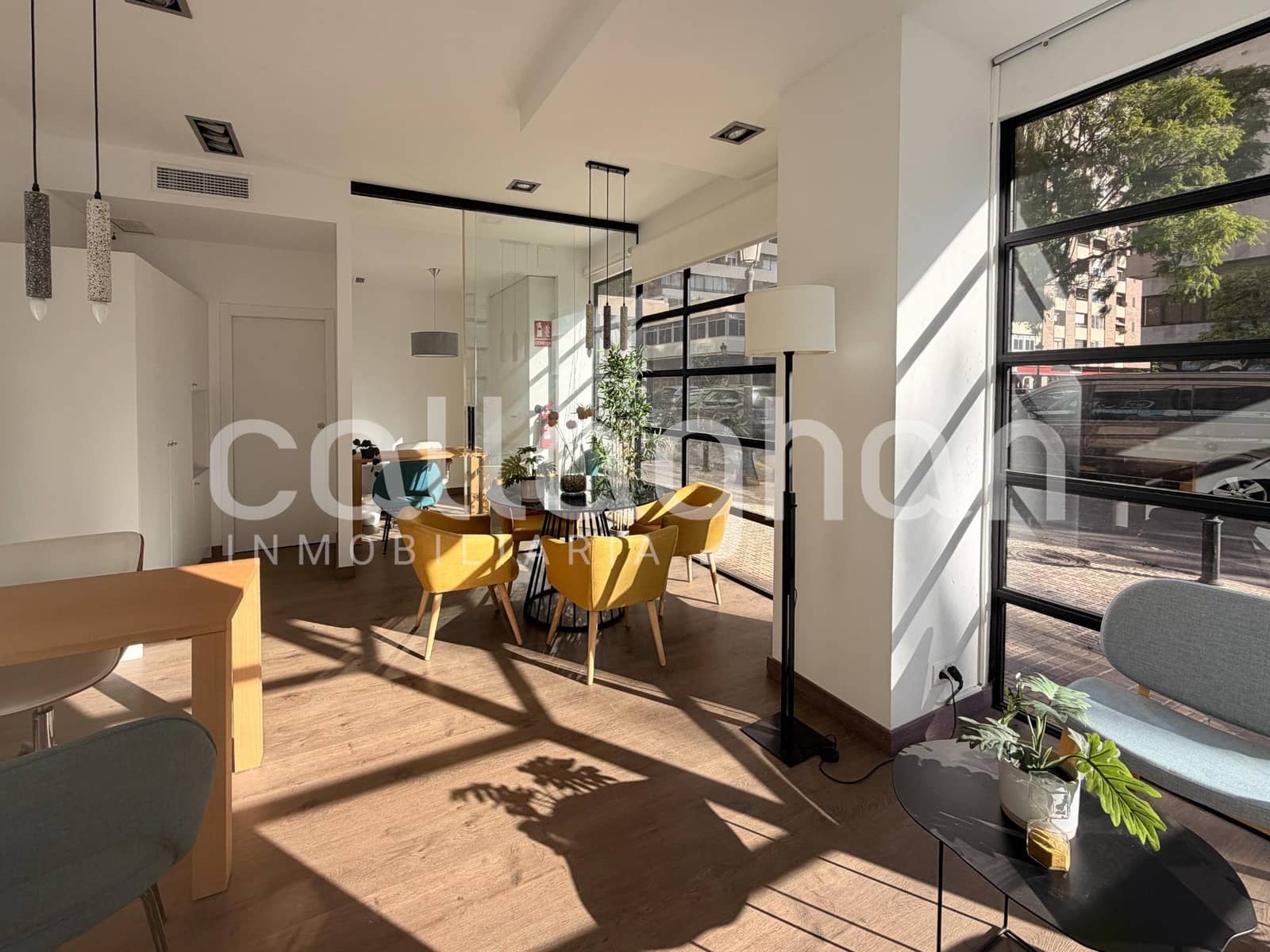 Kaupallinen vuokrattavana paikassa Valencia kaupunki - 1 000 € (Ref: 9497550)