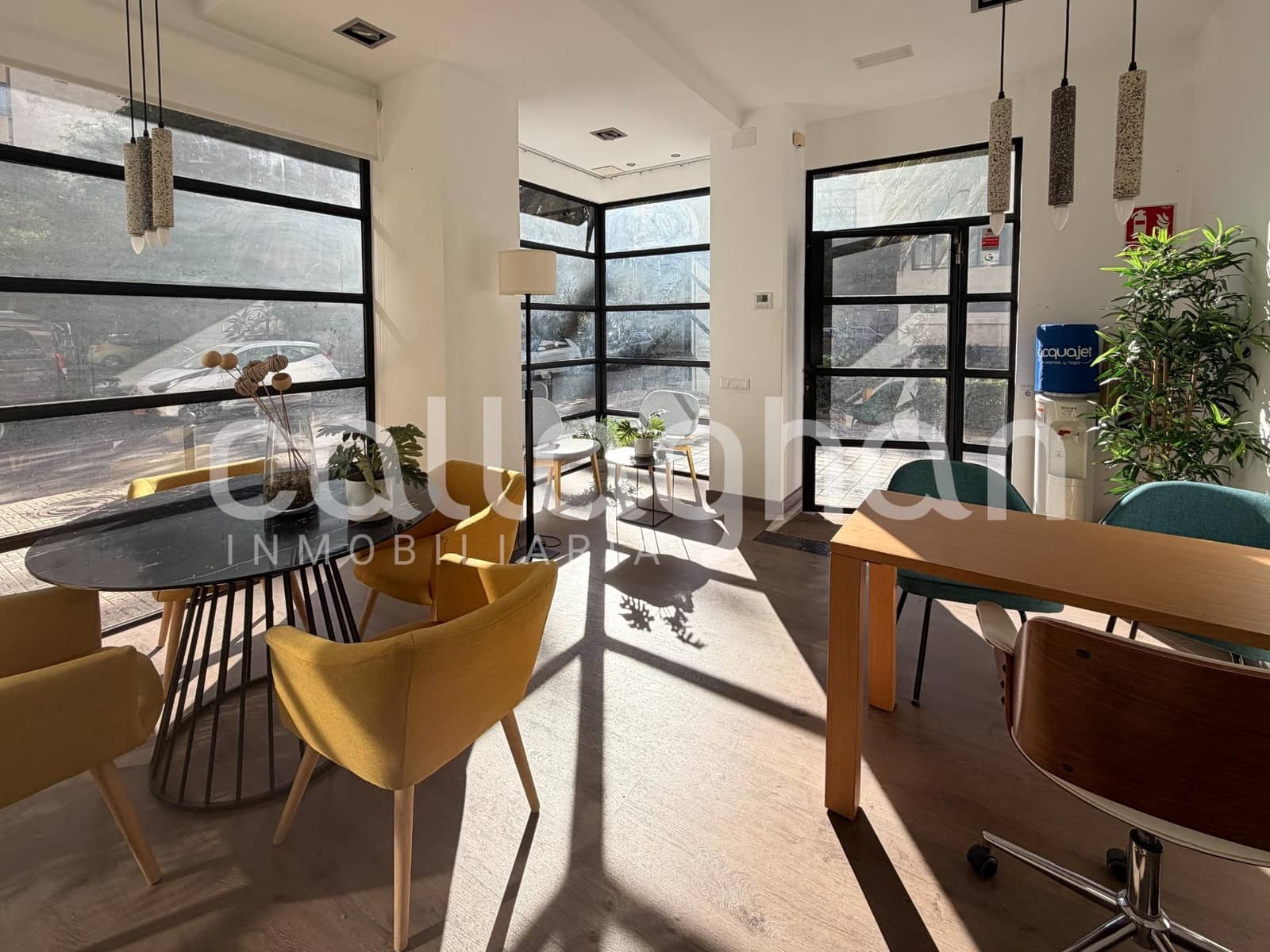 Kaupallinen vuokrattavana paikassa Valencia kaupunki - 1 000 € (Ref: 9497550)