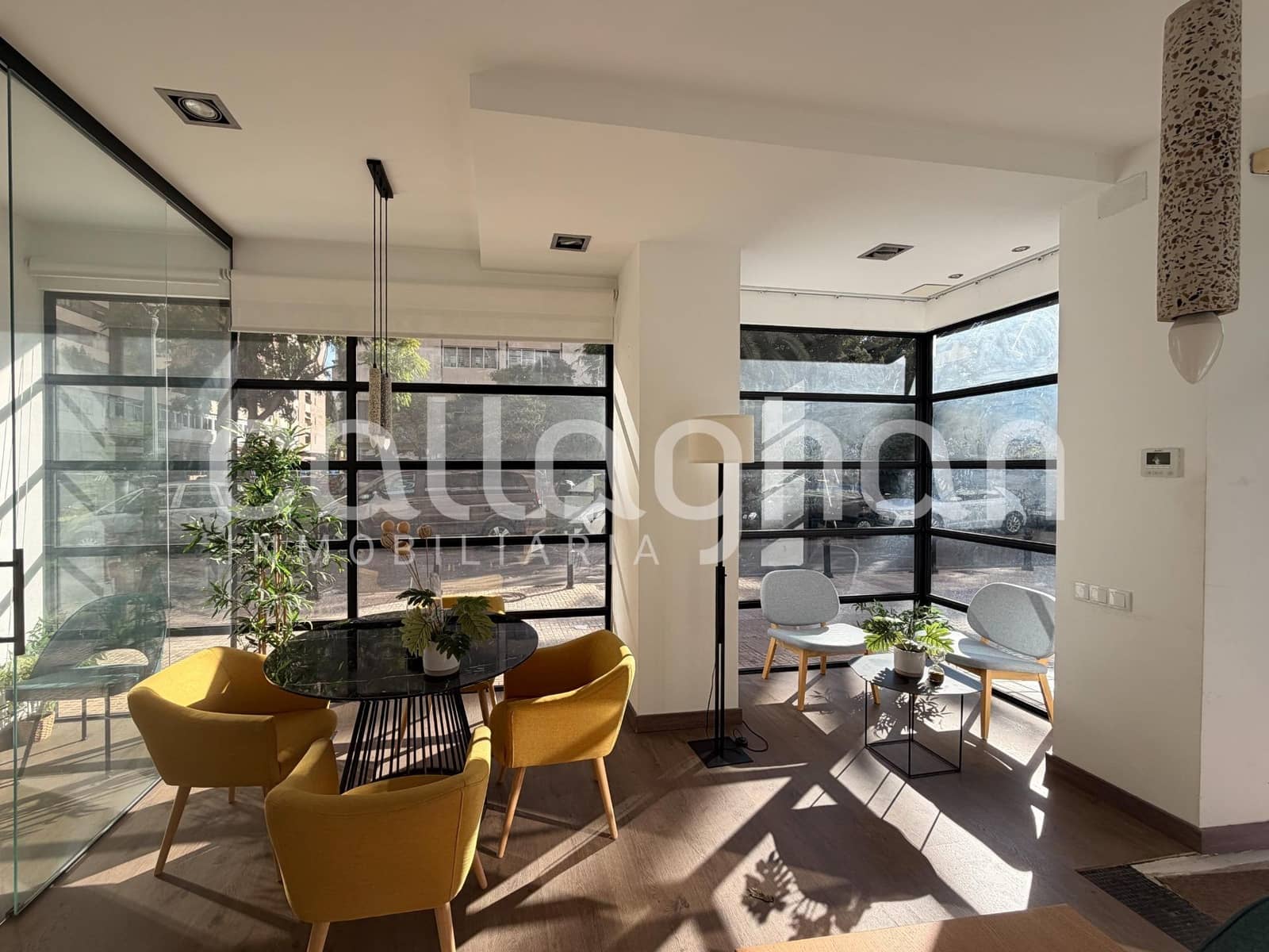 Kaupallinen vuokrattavana paikassa Valencia kaupunki - 1 000 € (Ref: 9497550)