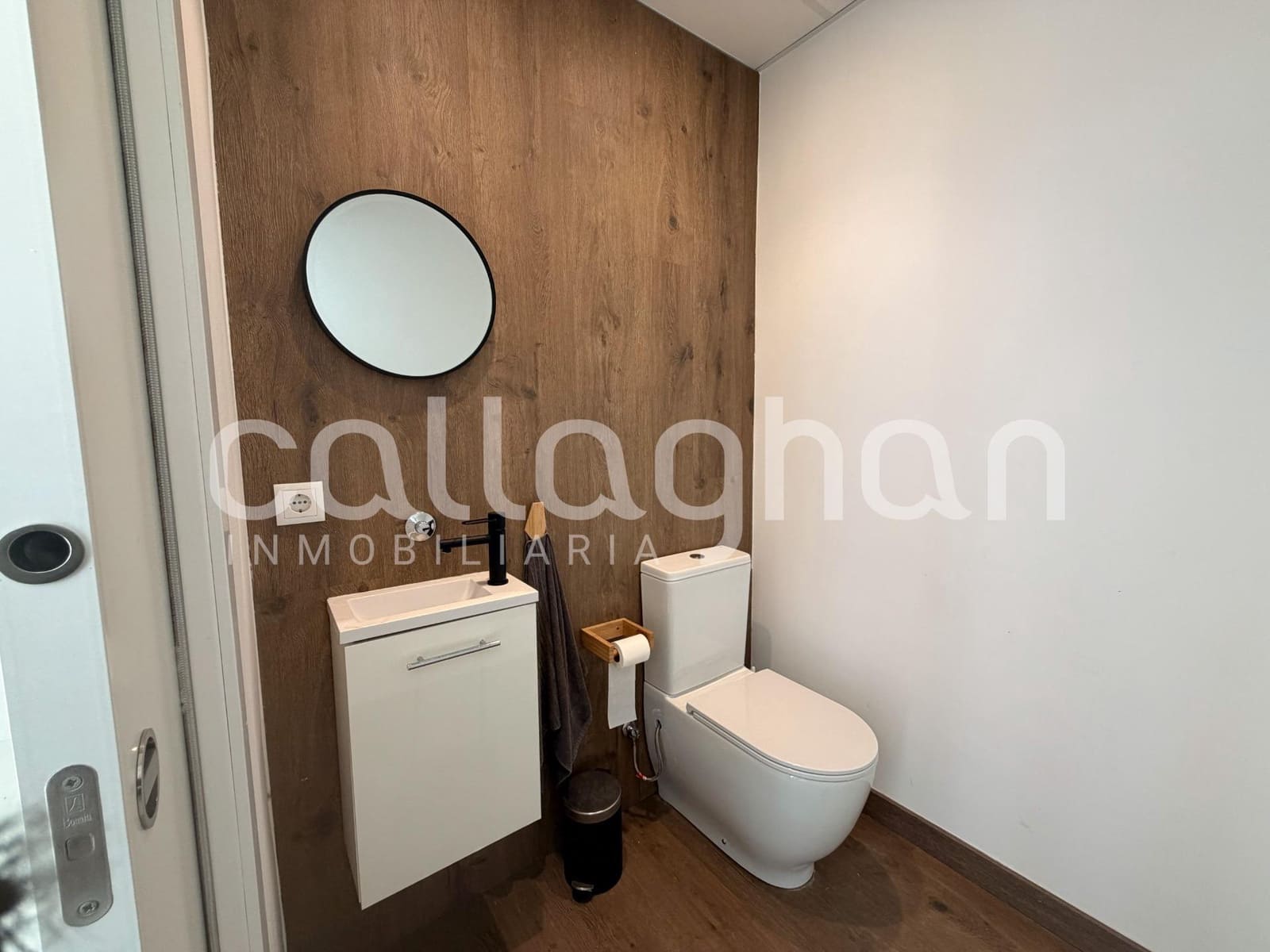 Kaupallinen vuokrattavana paikassa Valencia kaupunki - 1 000 € (Ref: 9497550)