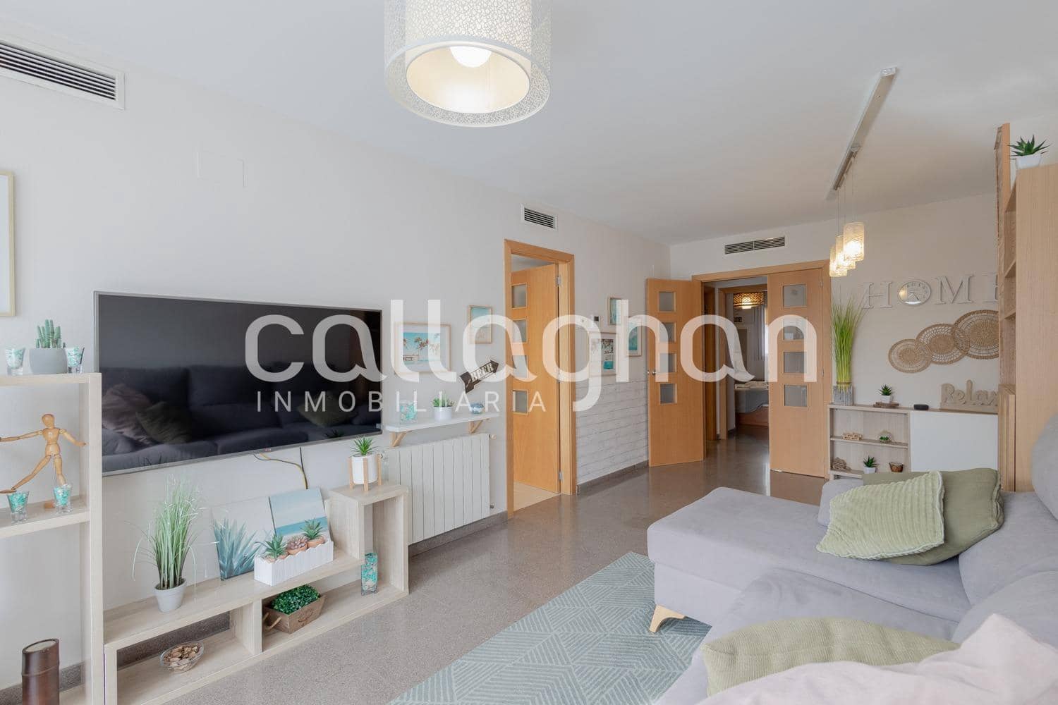2 bedroom Flat for rent in Valencia city - € 1,300 (Ref: 9509197)