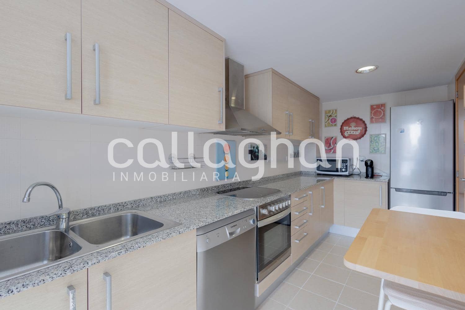 2 bedroom Flat for rent in Valencia city - € 1,300 (Ref: 9509197)