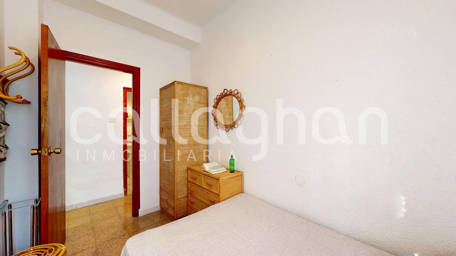 4 makuuhuone Huvila myytävänä paikassa Almarda mukana 
autotalli - 450 000 € (Ref: 9513580)