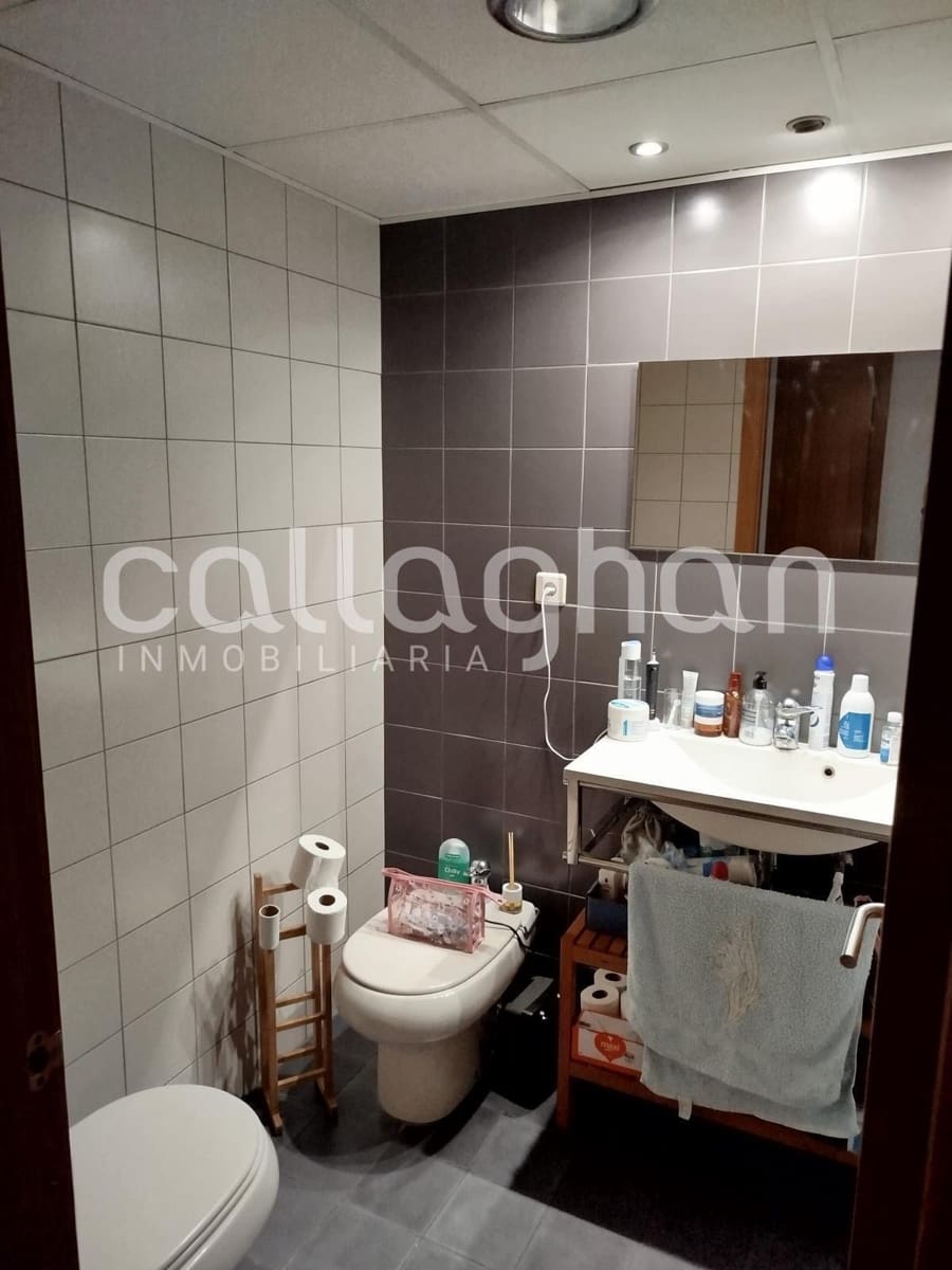 1 bedroom Flat for rent in Valencia city - € 1,300 (Ref: 9519180)