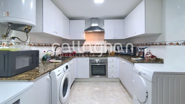 3 slaapkamer Flat te koop in Faura met garage - € 180.000 (Ref: 9527858)