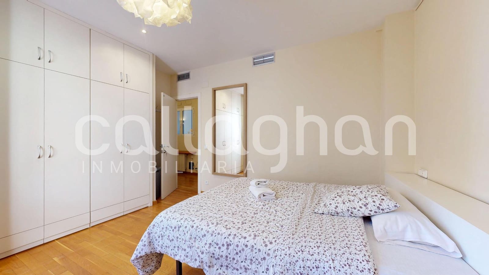 6 bedroom Flat for sale in Valencia city - € 1,190,000 (Ref: 9530943)