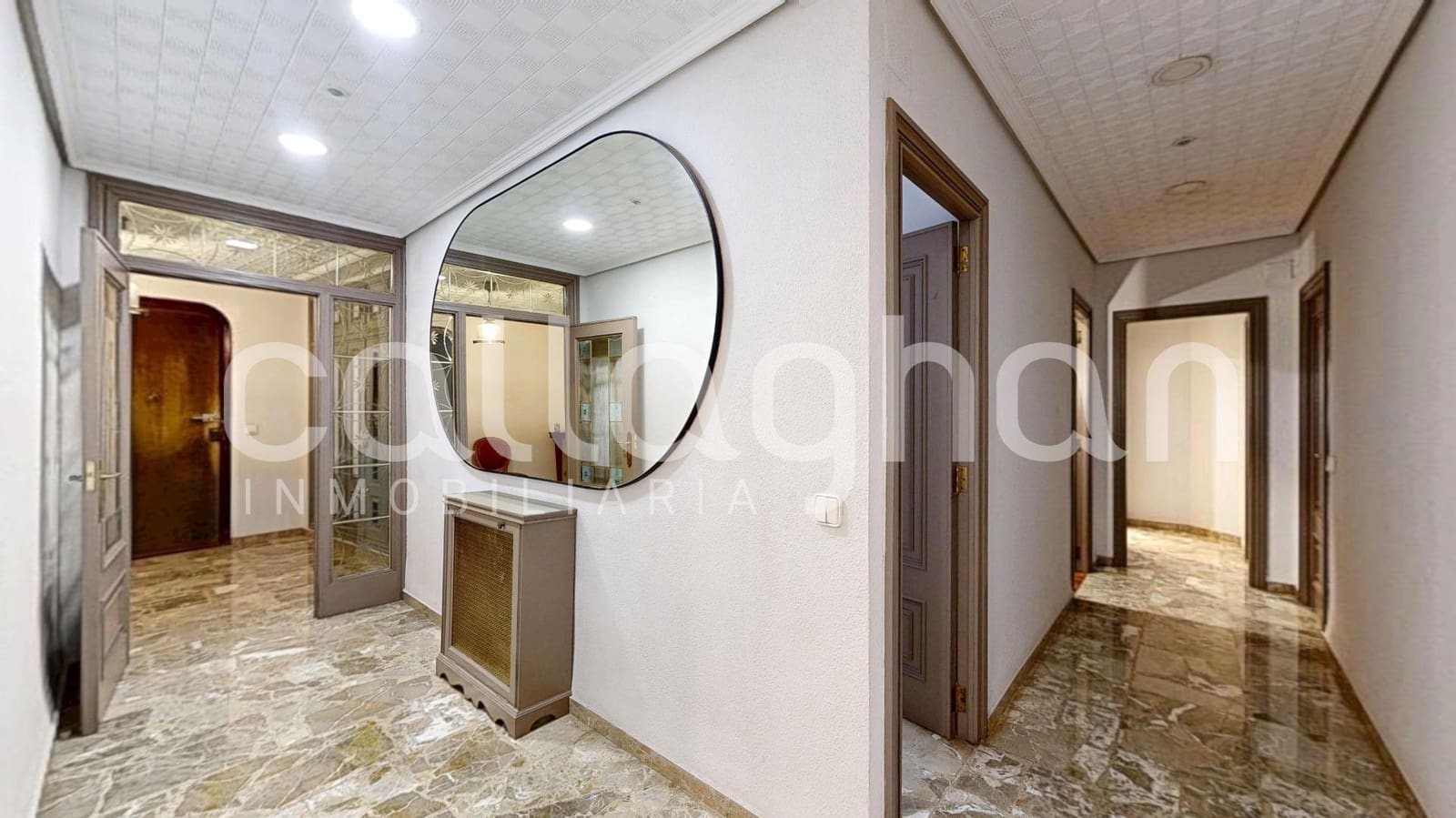 5 bedroom Flat for sale in Valencia city - € 950,000 (Ref: 9530944)