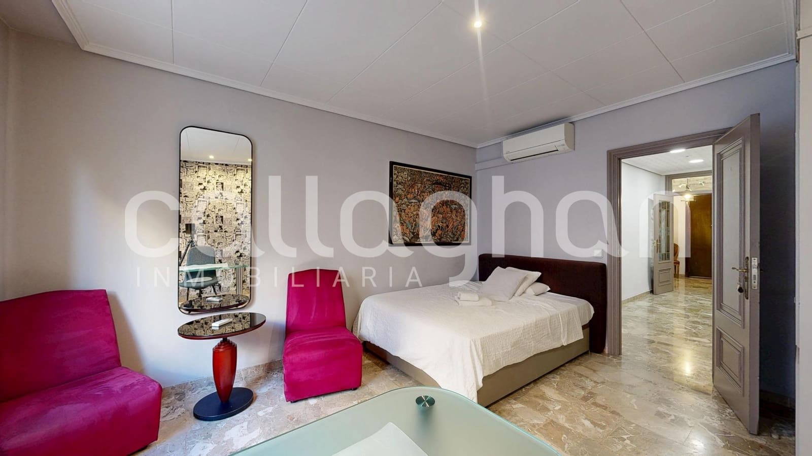 5 bedroom Flat for sale in Valencia city - € 950,000 (Ref: 9530944)