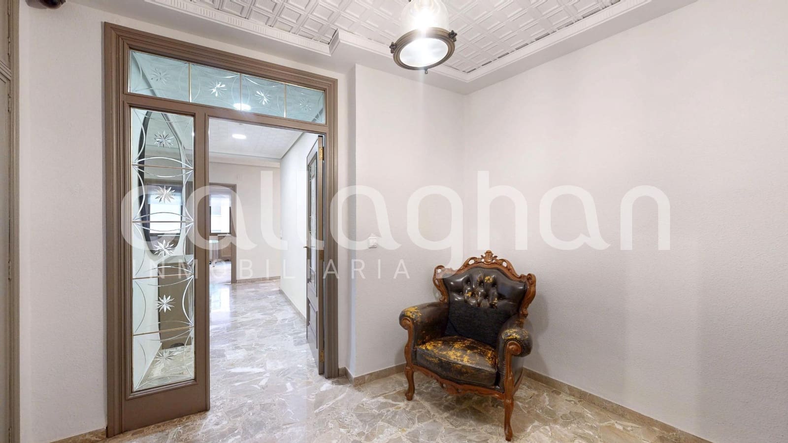 5 bedroom Flat for sale in Valencia city - € 950,000 (Ref: 9530944)