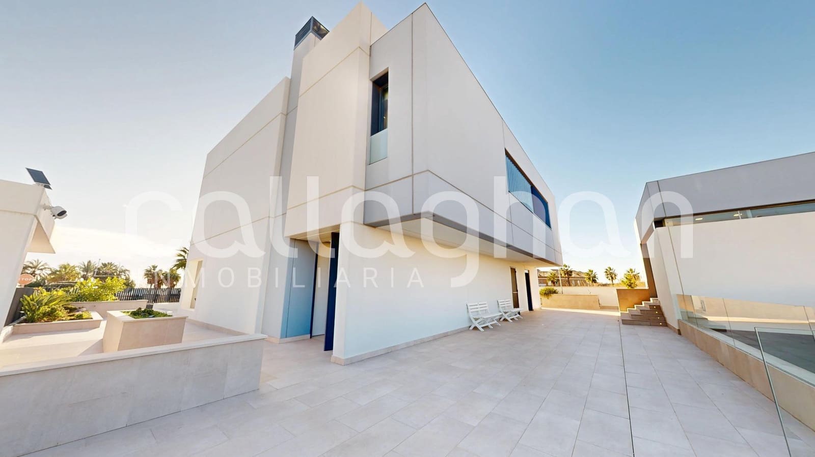 5 bedroom Villa for sale in Almenara with pool garage - € 2,160,000 (Ref: 9536087)