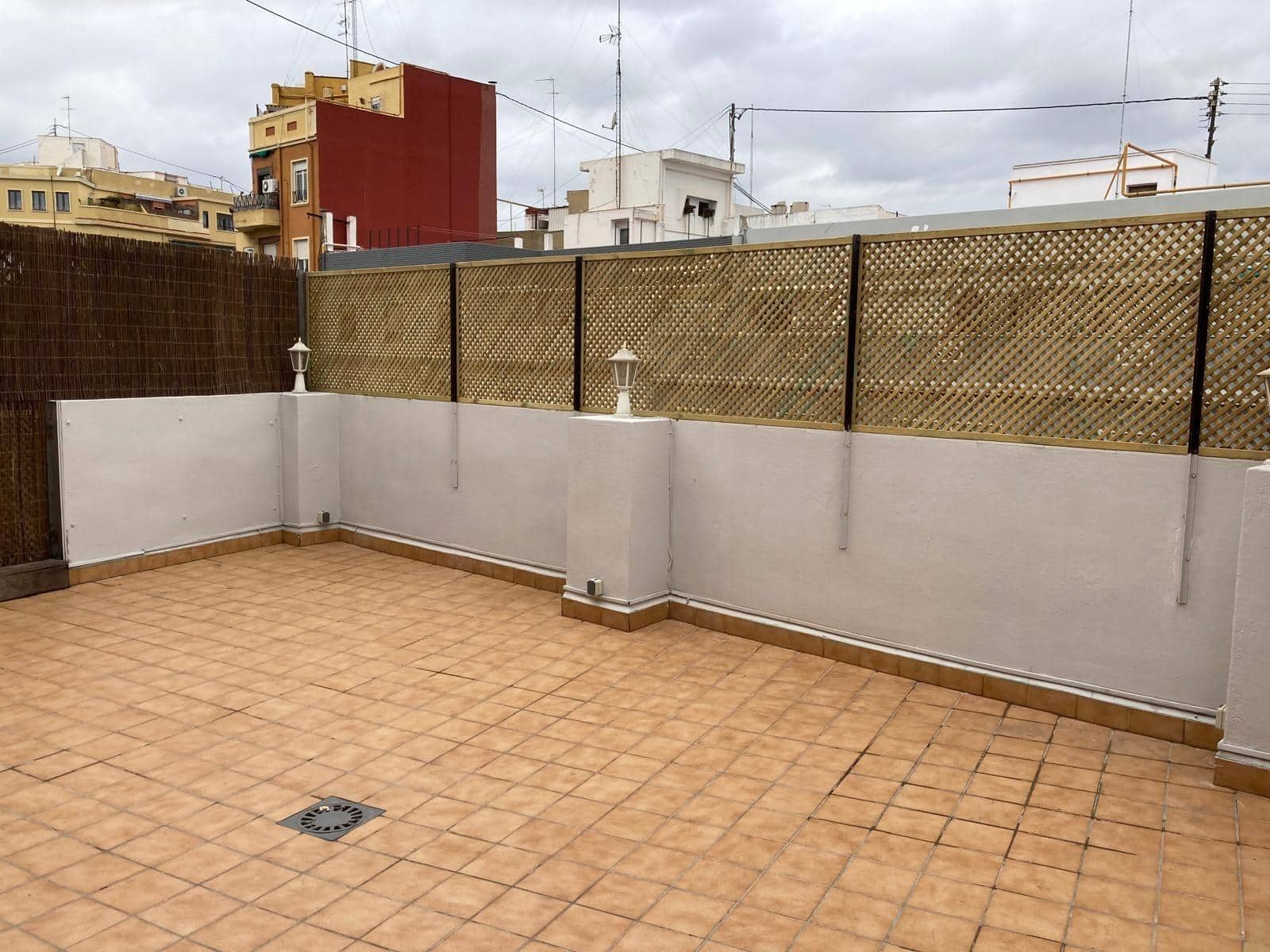 2 Zimmer Penthouse zu vermieten in Valencia Stadt mit Garage - 1.800 € (Ref: 9548419)