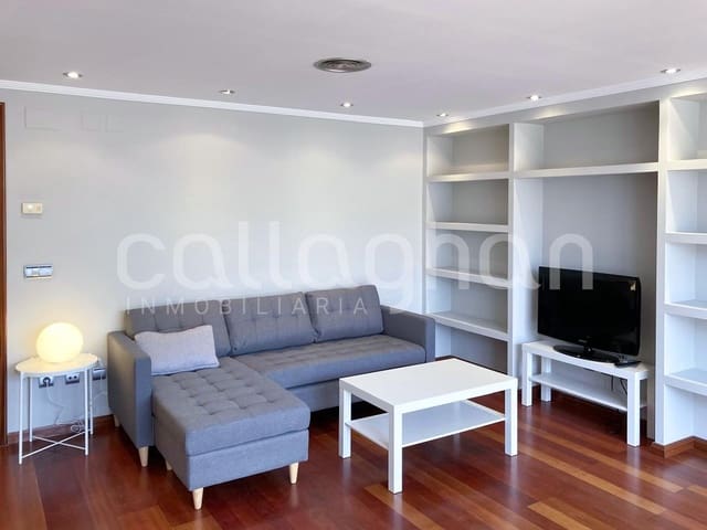 2 soveværelse Penthouse til leje i La Gran Via, Valencia by med garage - € 1.800 (Ref: 9548419)