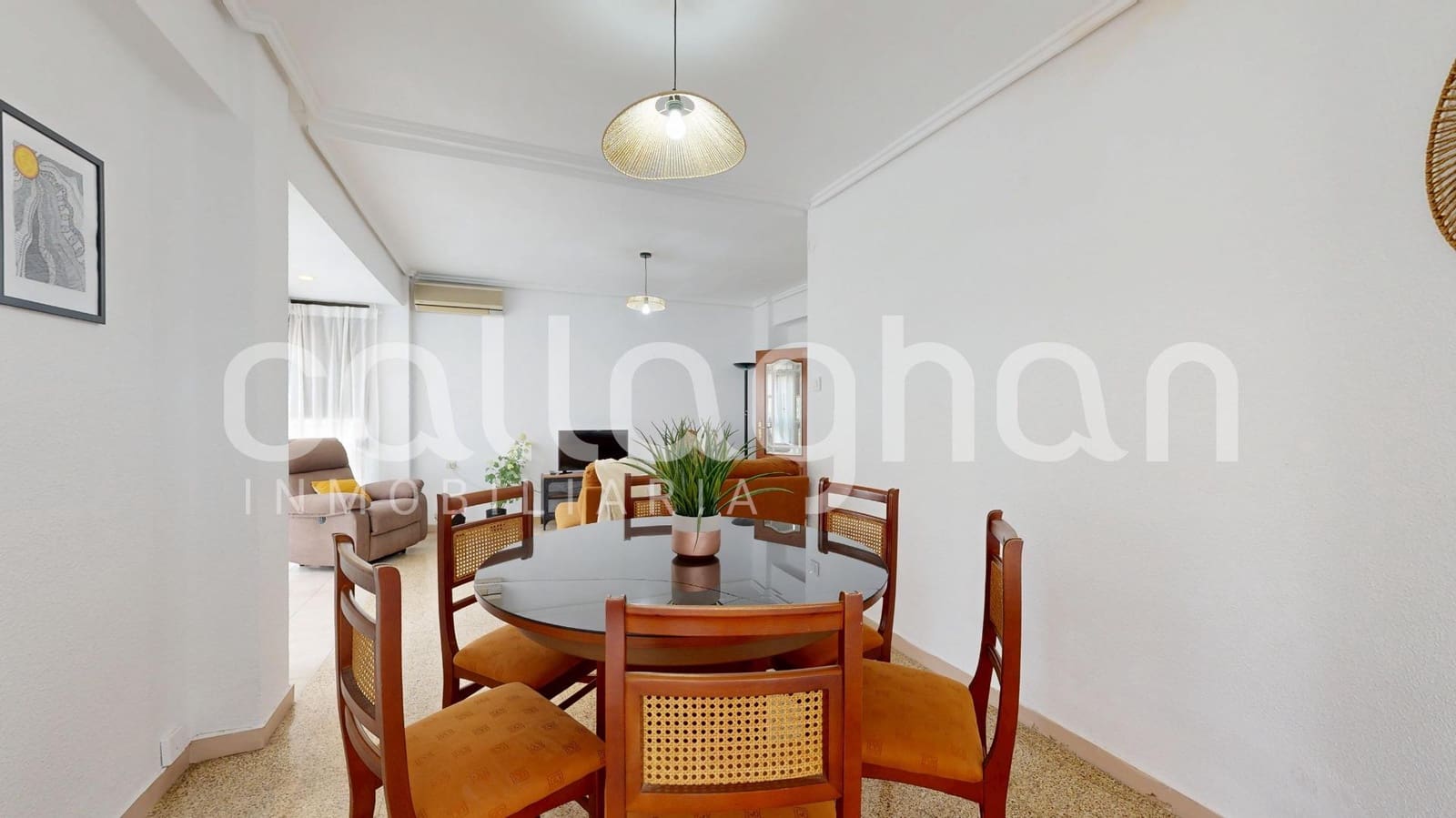 Piso de 3 habitaciones en València ciudad en venta - 290.000 € (Ref: 9556058)