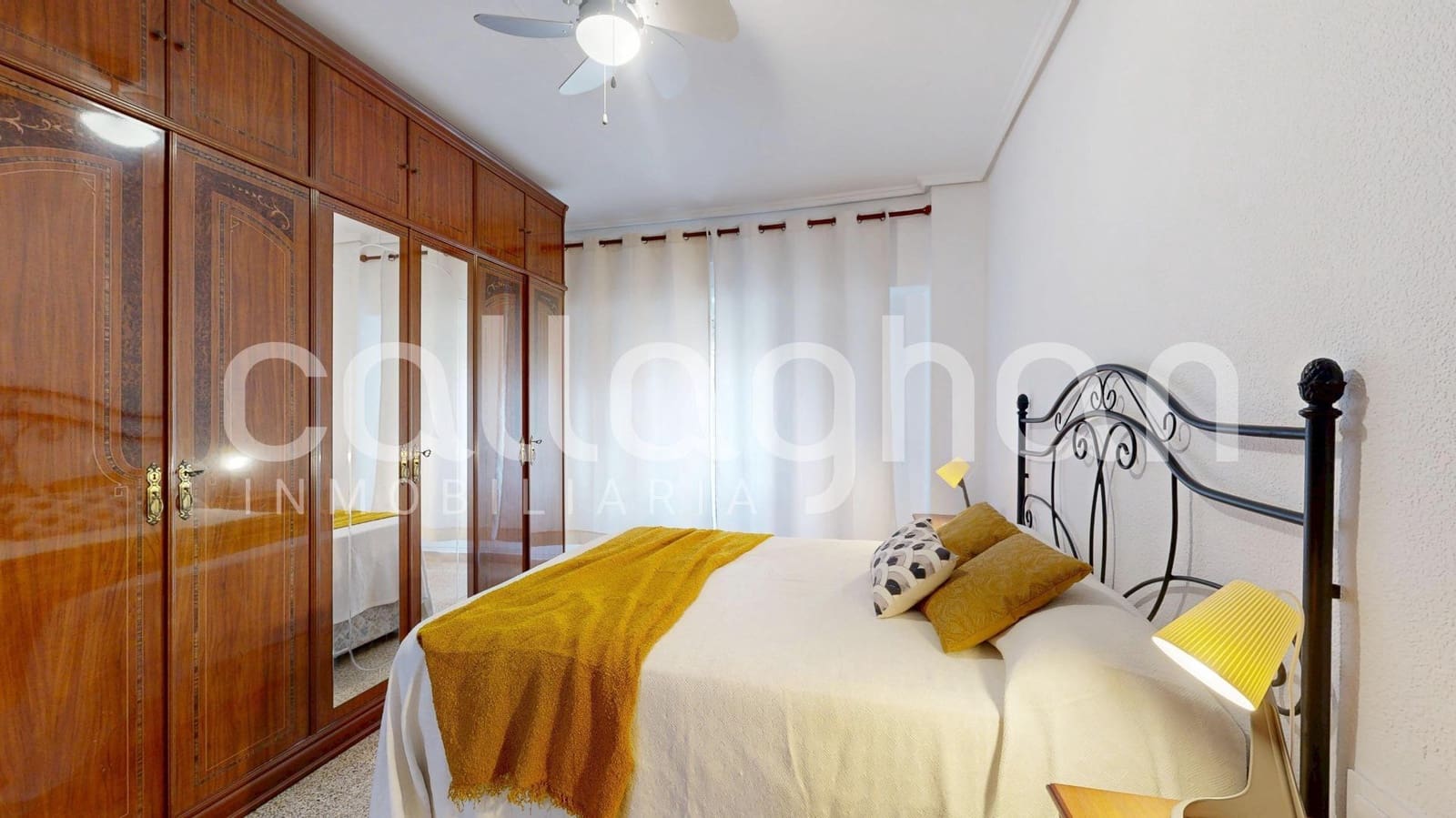 Piso de 3 habitaciones en València ciudad en venta - 290.000 € (Ref: 9556058)