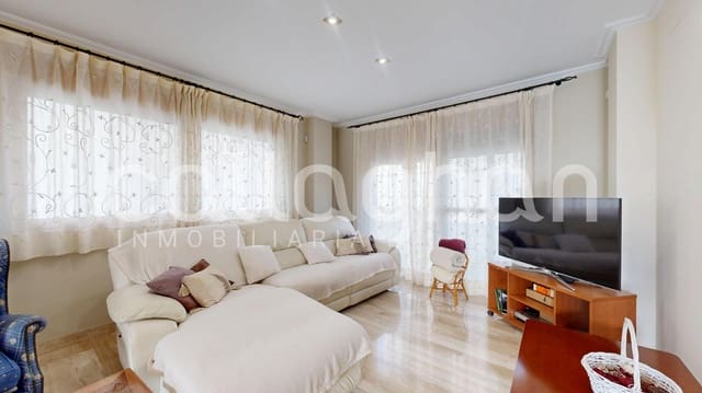 Chalet de 5 habitaciones en Almenara en venta con garaje - 450.000 € (Ref: 9556059)