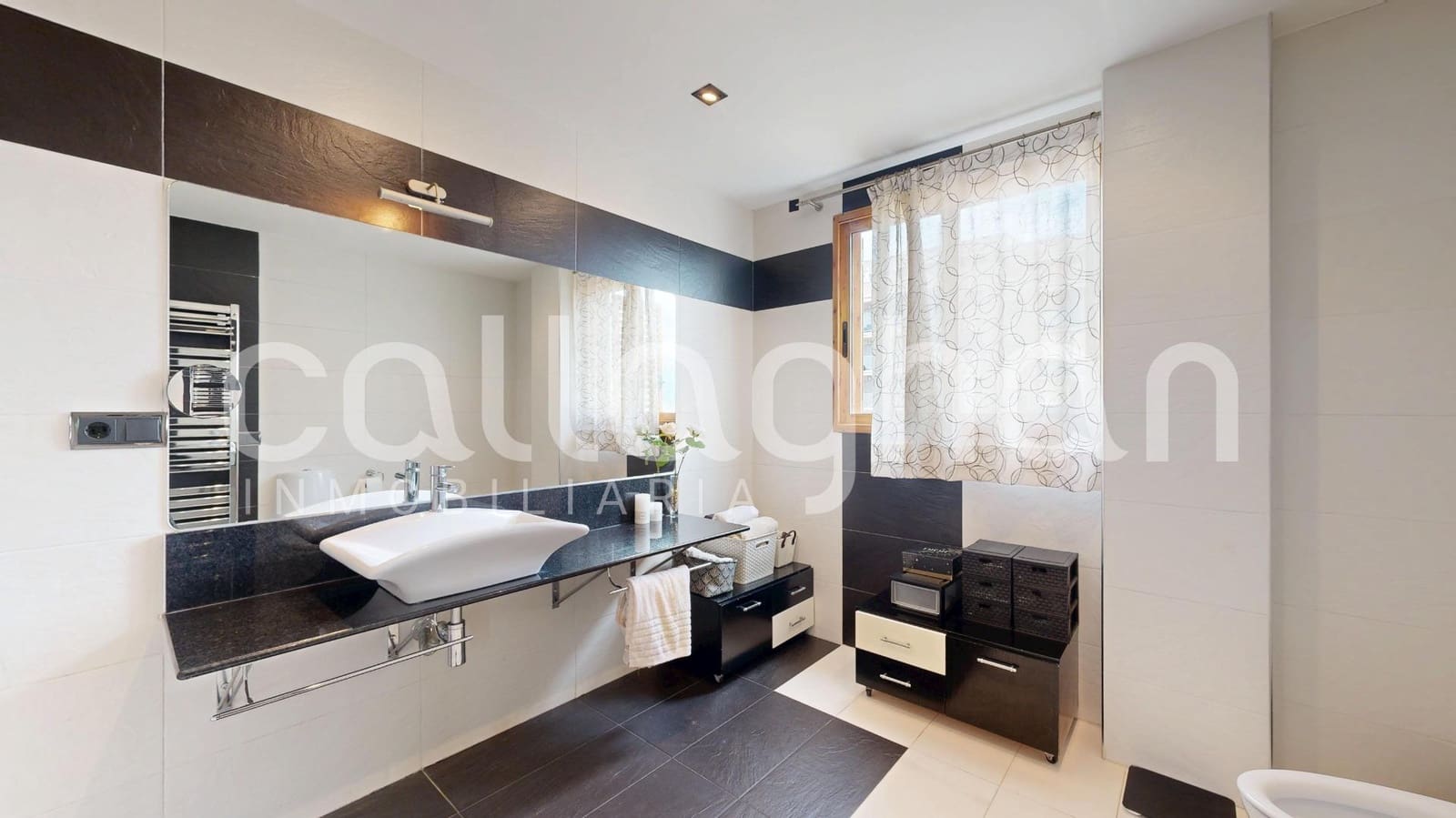 Chalet de 5 habitaciones en Almenara en venta con garaje - 450.000 € (Ref: 9556059)