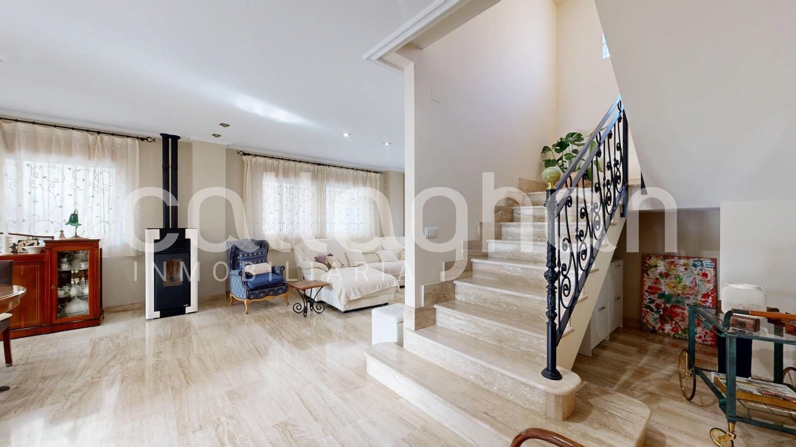 5 bedroom Villa for sale in Almenara with garage - € 450,000 (Ref: 9556059)