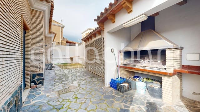 Chalet de 5 habitaciones en Almenara en venta con garaje - 450.000 € (Ref: 9556059)