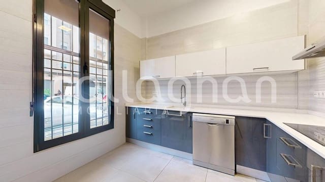 3 soverom Rekkehus til salgs i Patraix, Valencia by - € 650 000 (Ref: 9556060)