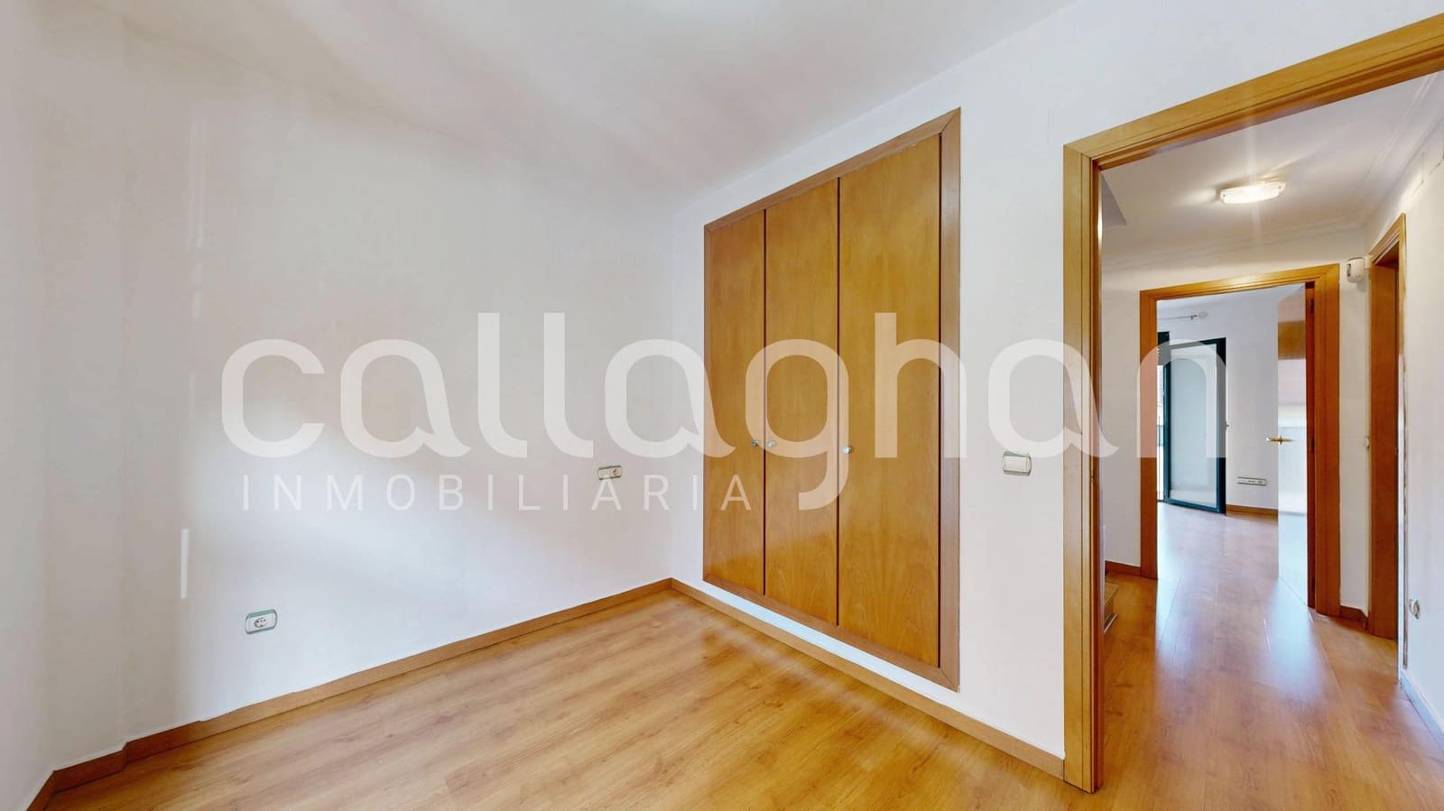 3 bedroom Terraced Villa for sale in Valencia city with garage - € 650,000 (Ref: 9556060)
