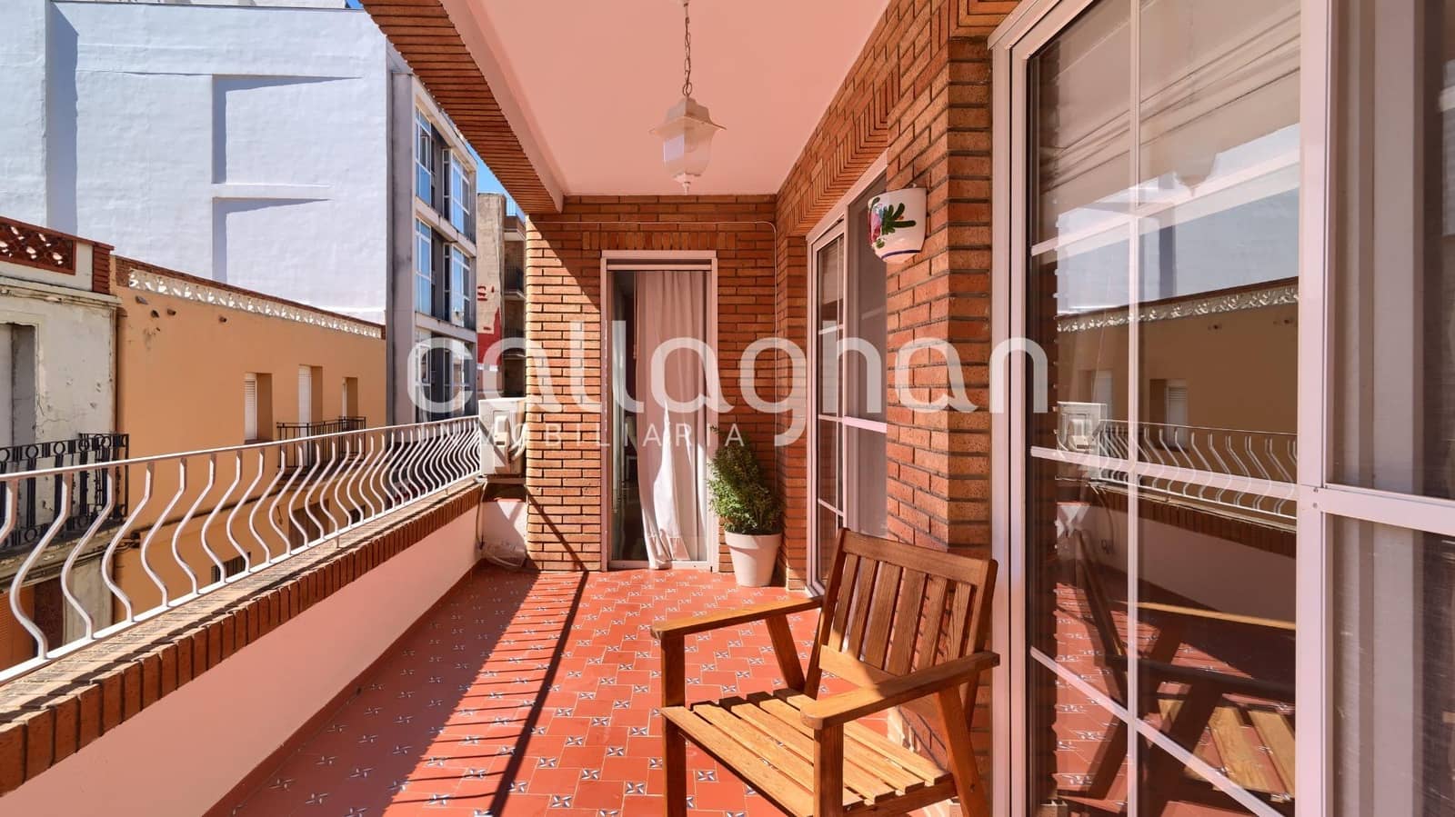 4 soveværelse Rækkehus til salg i Chilches med swimmingpool garage - € 490.000 (Ref: 9557968)