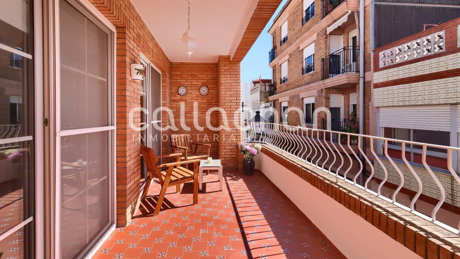 4 soveværelse Rækkehus til salg i Chilches med swimmingpool garage - € 490.000 (Ref: 9557968)