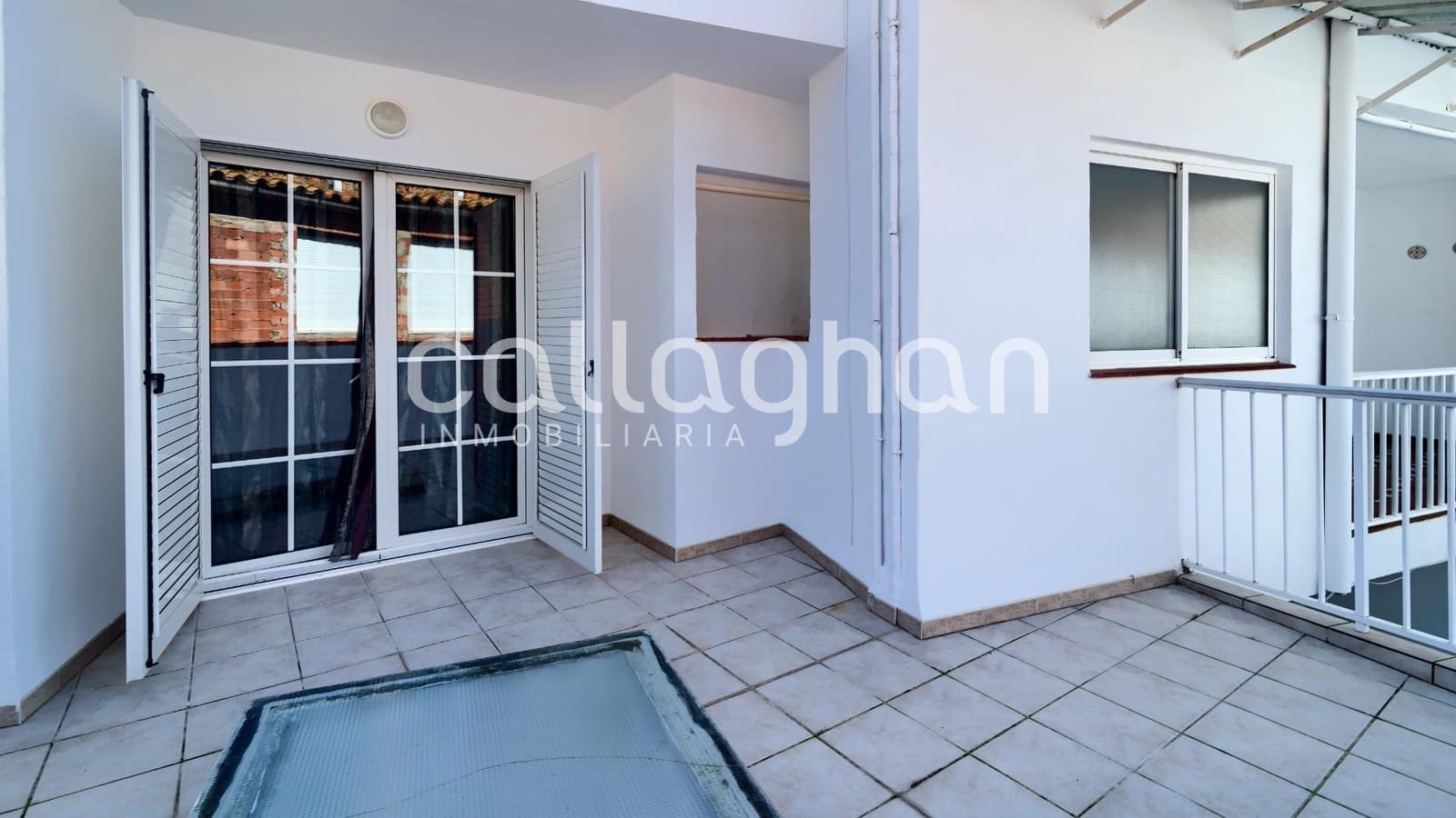 4 soveværelse Rækkehus til salg i Chilches med swimmingpool garage - € 490.000 (Ref: 9557968)