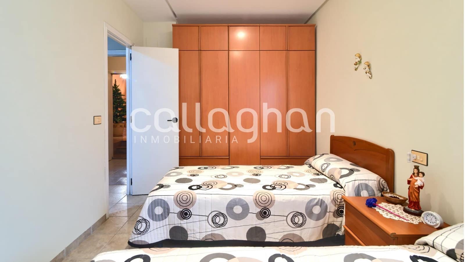 4 soveværelse Rækkehus til salg i Chilches med swimmingpool garage - € 490.000 (Ref: 9557968)