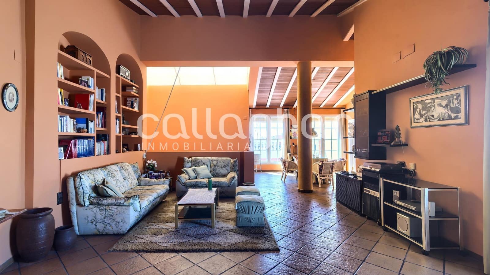 4 soveværelse Rækkehus til salg i Chilches med swimmingpool garage - € 490.000 (Ref: 9557968)