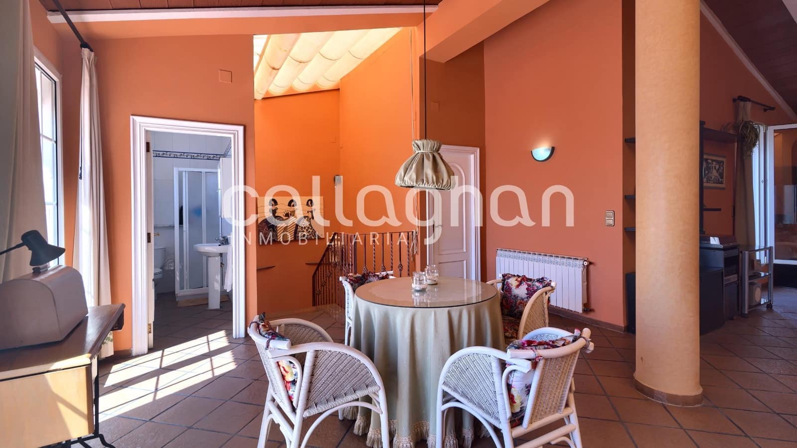 4 soveværelse Rækkehus til salg i Chilches med swimmingpool garage - € 490.000 (Ref: 9557968)