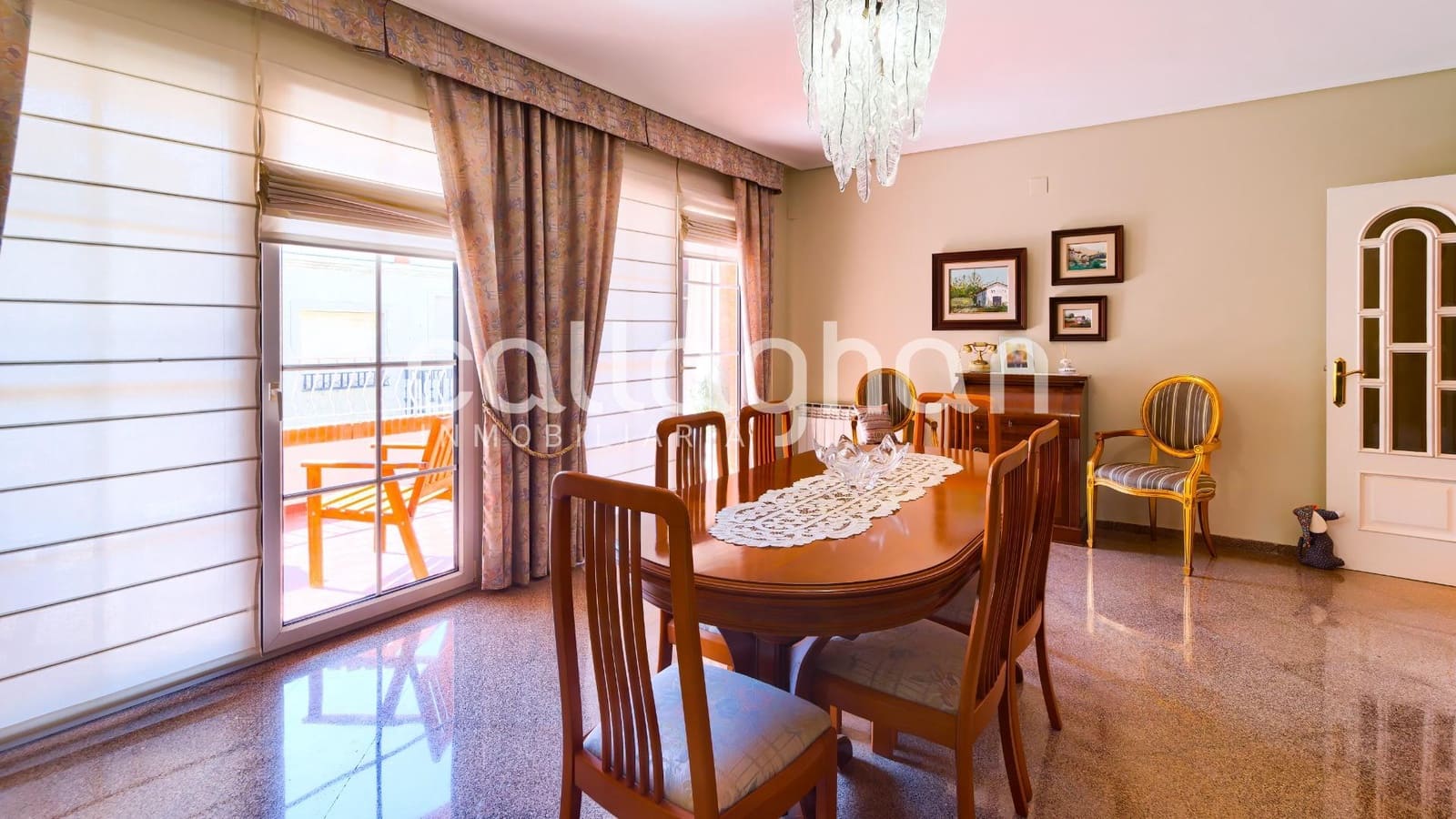 4 soveværelse Rækkehus til salg i Chilches med swimmingpool garage - € 490.000 (Ref: 9557968)