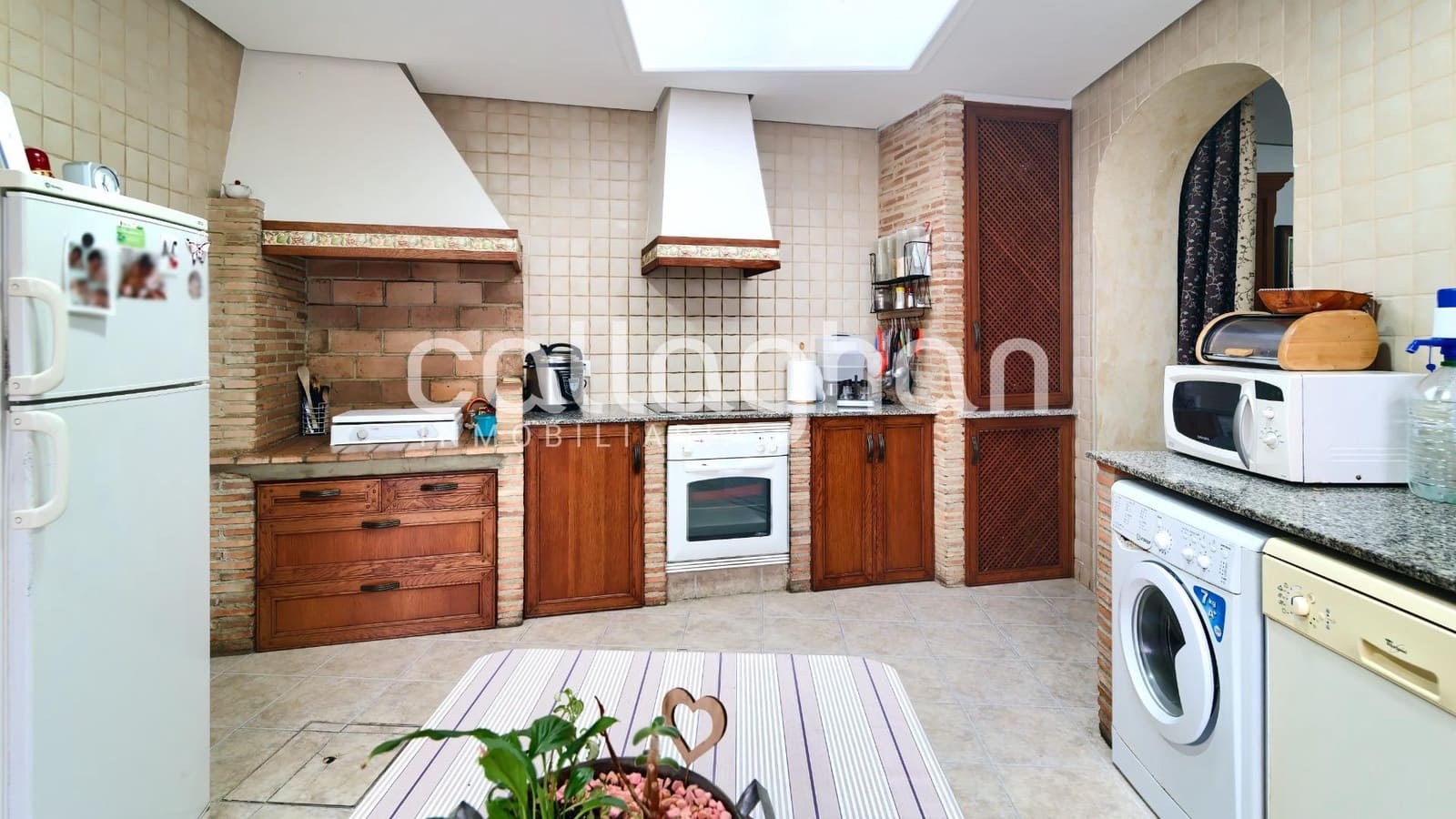 4 soveværelse Rækkehus til salg i Chilches med swimmingpool garage - € 490.000 (Ref: 9557968)