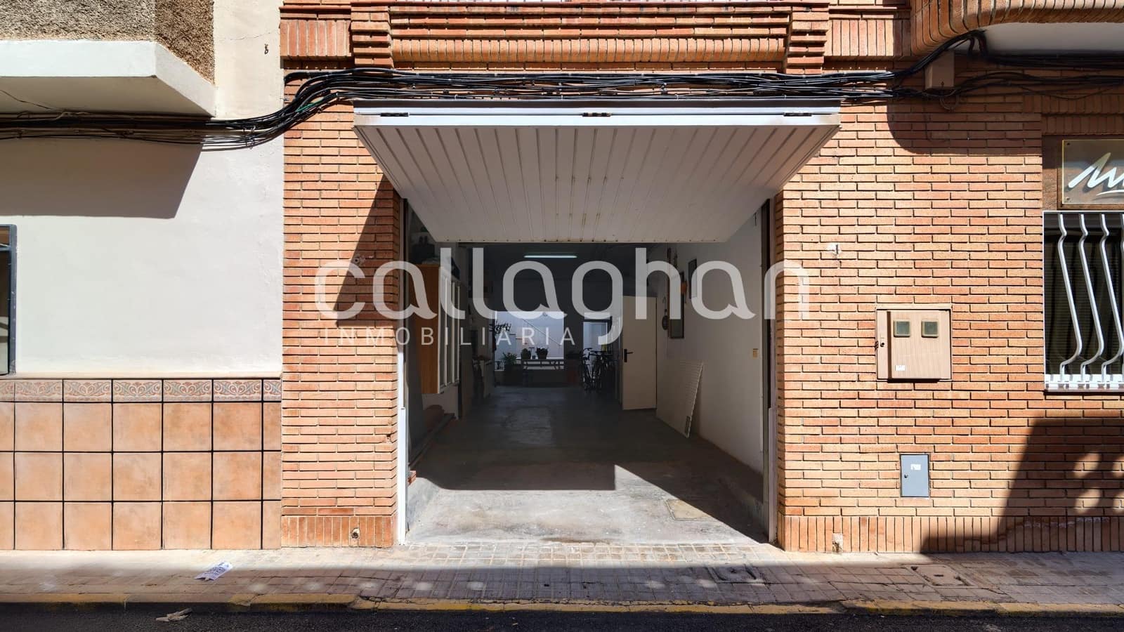 4 soveværelse Rækkehus til salg i Chilches med swimmingpool garage - € 490.000 (Ref: 9557968)