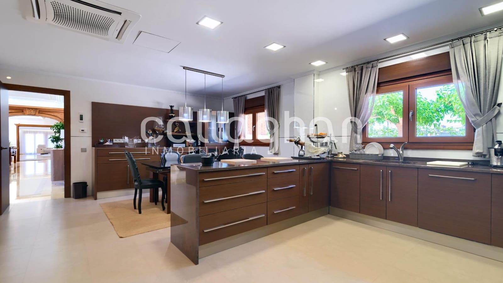 14 soveværelse Villa til salg i Burriana / Borriana med swimmingpool garage - € 1.800.000 (Ref: 9557970)