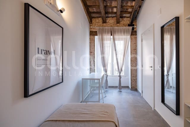 40 bedroom Apartment for sale in Ciutat Vella, Valencia city - € 4,000,000 (Ref: 9557977)