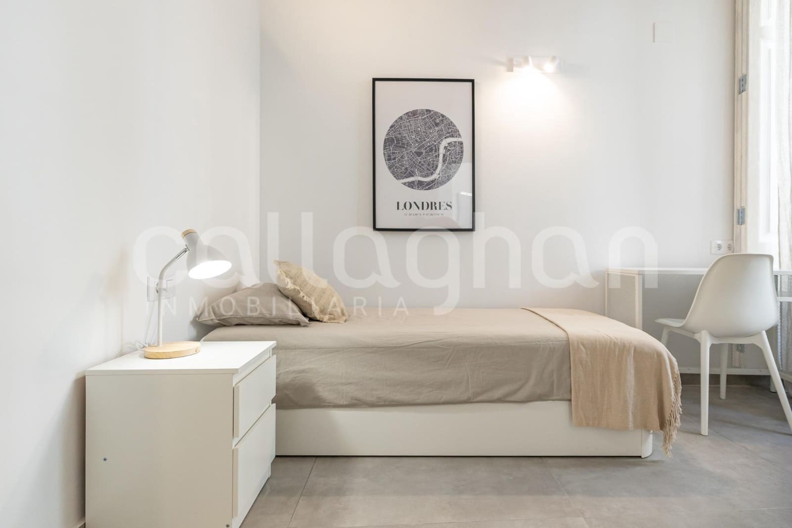 40 bedroom Apartment for sale in Valencia city - € 4,000,000 (Ref: 9557977)