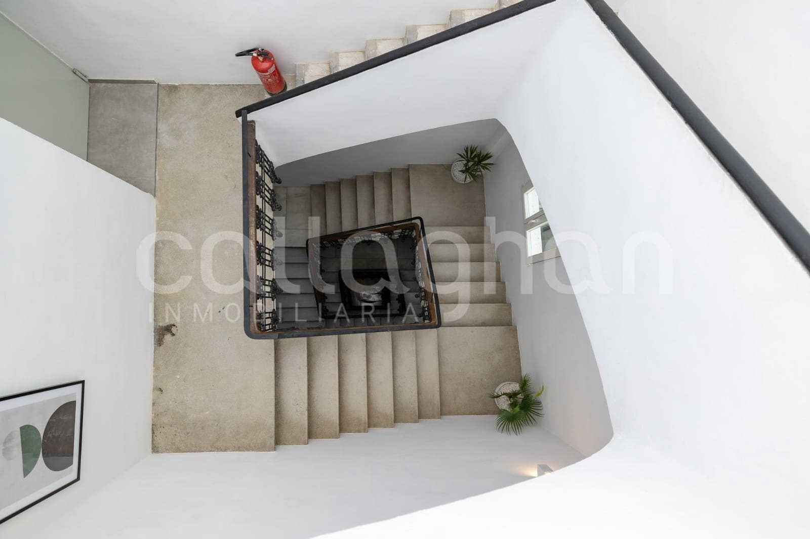 40 bedroom Apartment for sale in Valencia city - € 4,000,000 (Ref: 9557977)