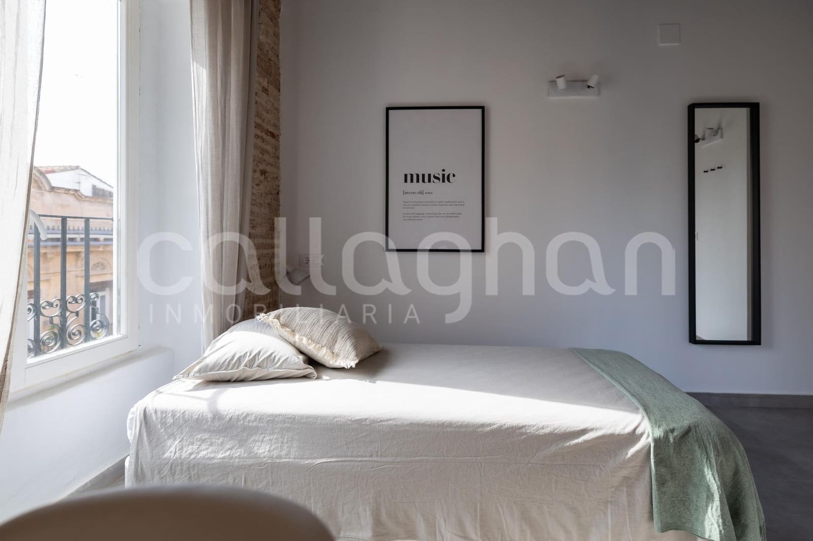 40 bedroom Apartment for sale in Valencia city - € 4,000,000 (Ref: 9557977)