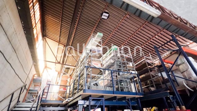 Commerciale in vendita in Chilches - 100.000 € (Rif: 9557978)