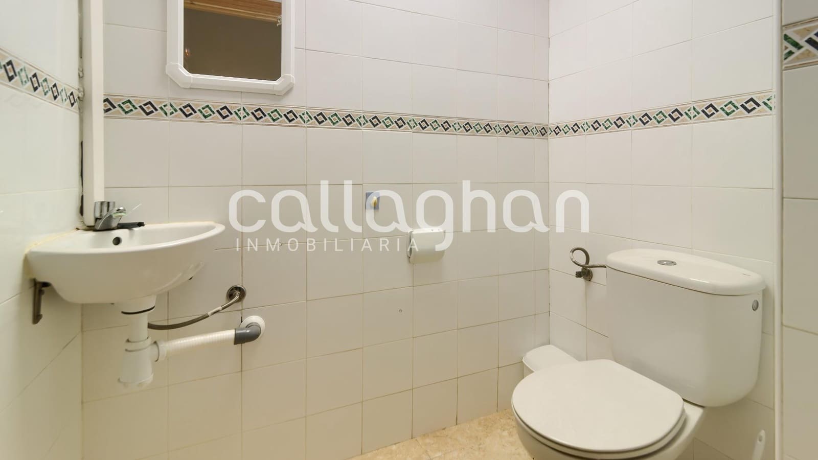 Erhverv til salg i Chilches - € 90.000 (Ref: 9557979)