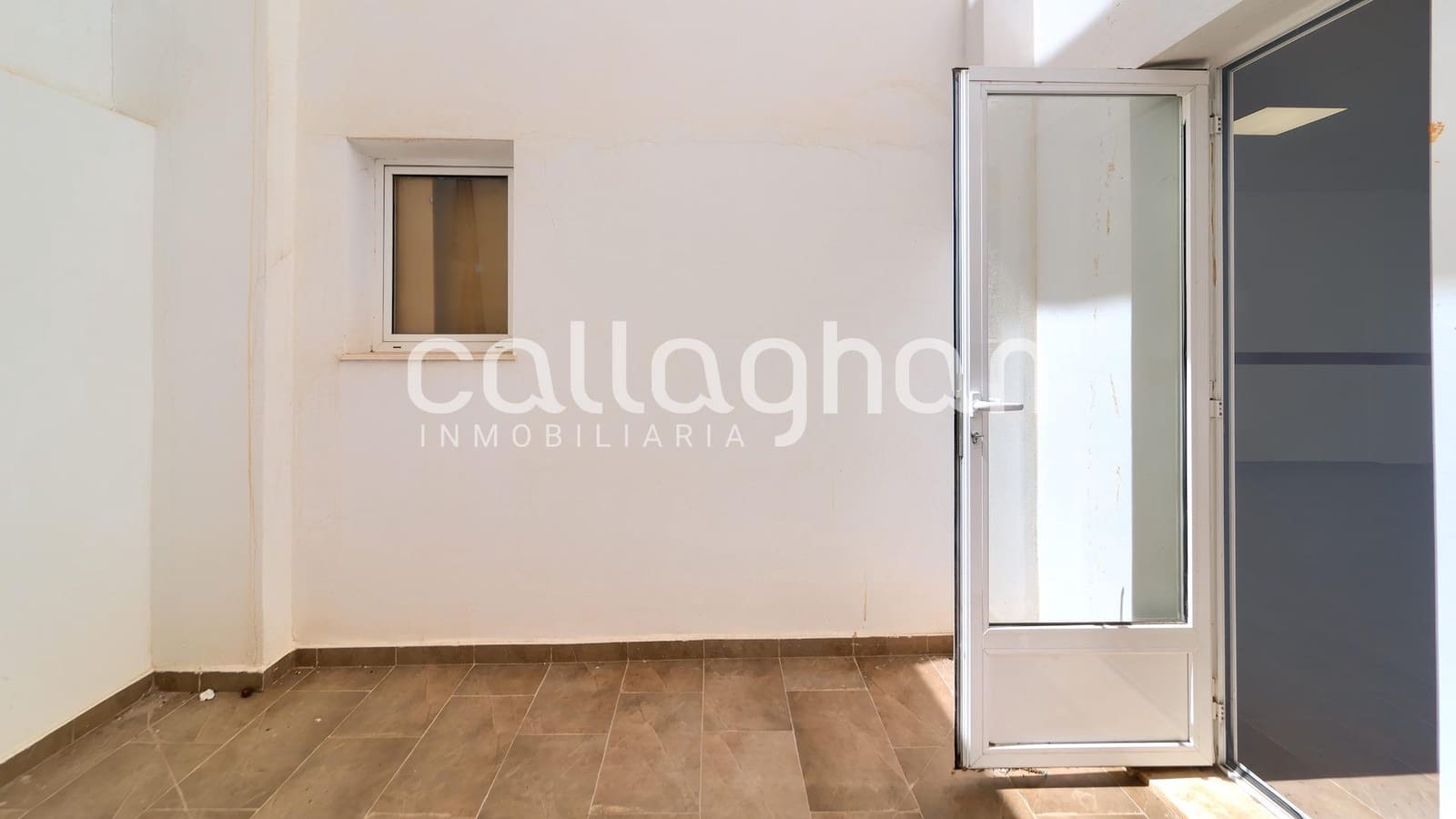 Erhverv til salg i Chilches - € 95.000 (Ref: 9557980)