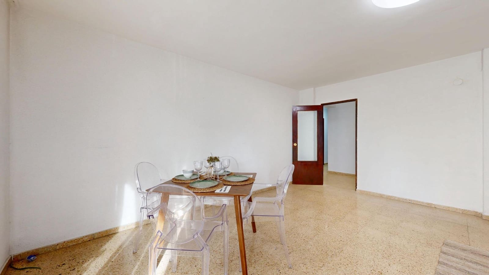 4 soveværelse Lejlighed til salg i Valencia by - € 330.000 (Ref: 9565419)