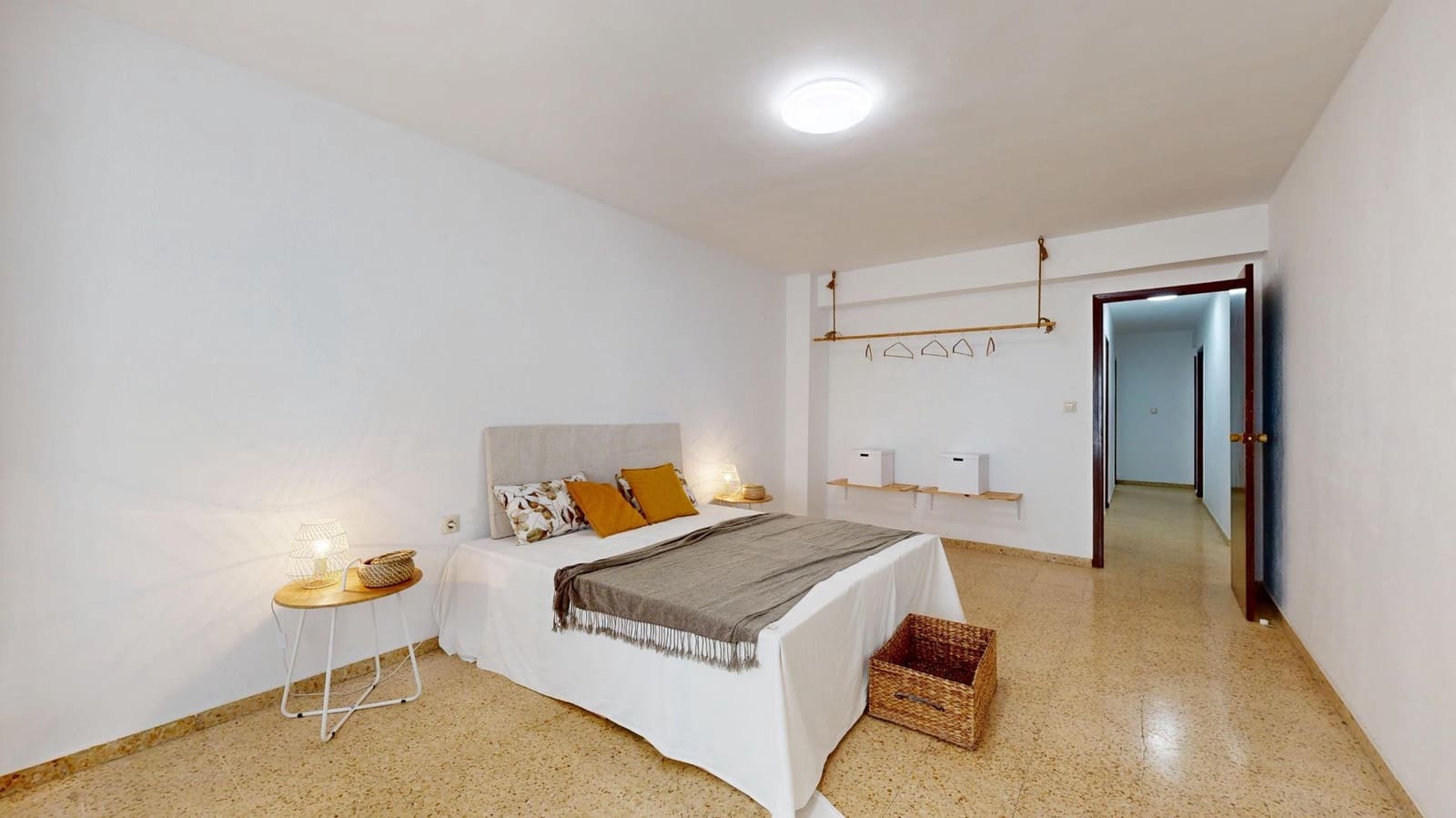 4 soveværelse Lejlighed til salg i Valencia by - € 330.000 (Ref: 9565419)