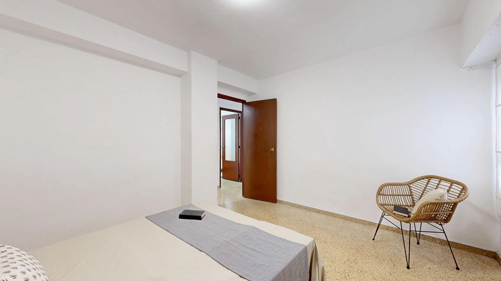 4 soveværelse Lejlighed til salg i Valencia by - € 330.000 (Ref: 9565419)